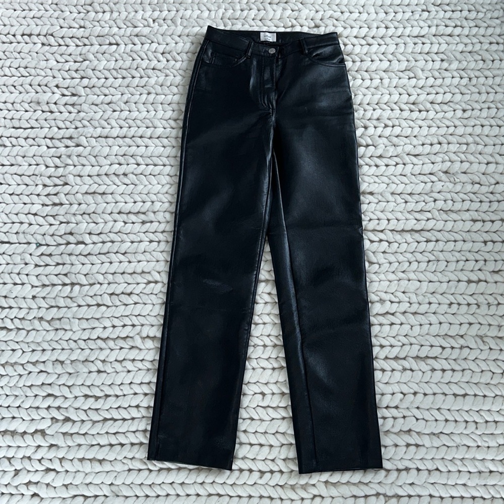 Aritzia Black Leather Wilfred Free Melina Pant Size 0 Excellent Condition
